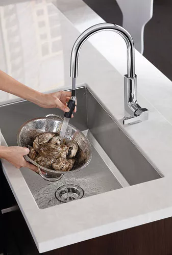 STō Pulldown Kitchen Faucet