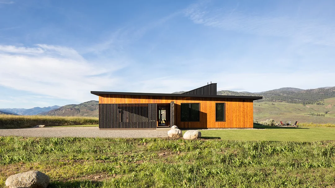 Panorama-House-2.jpg