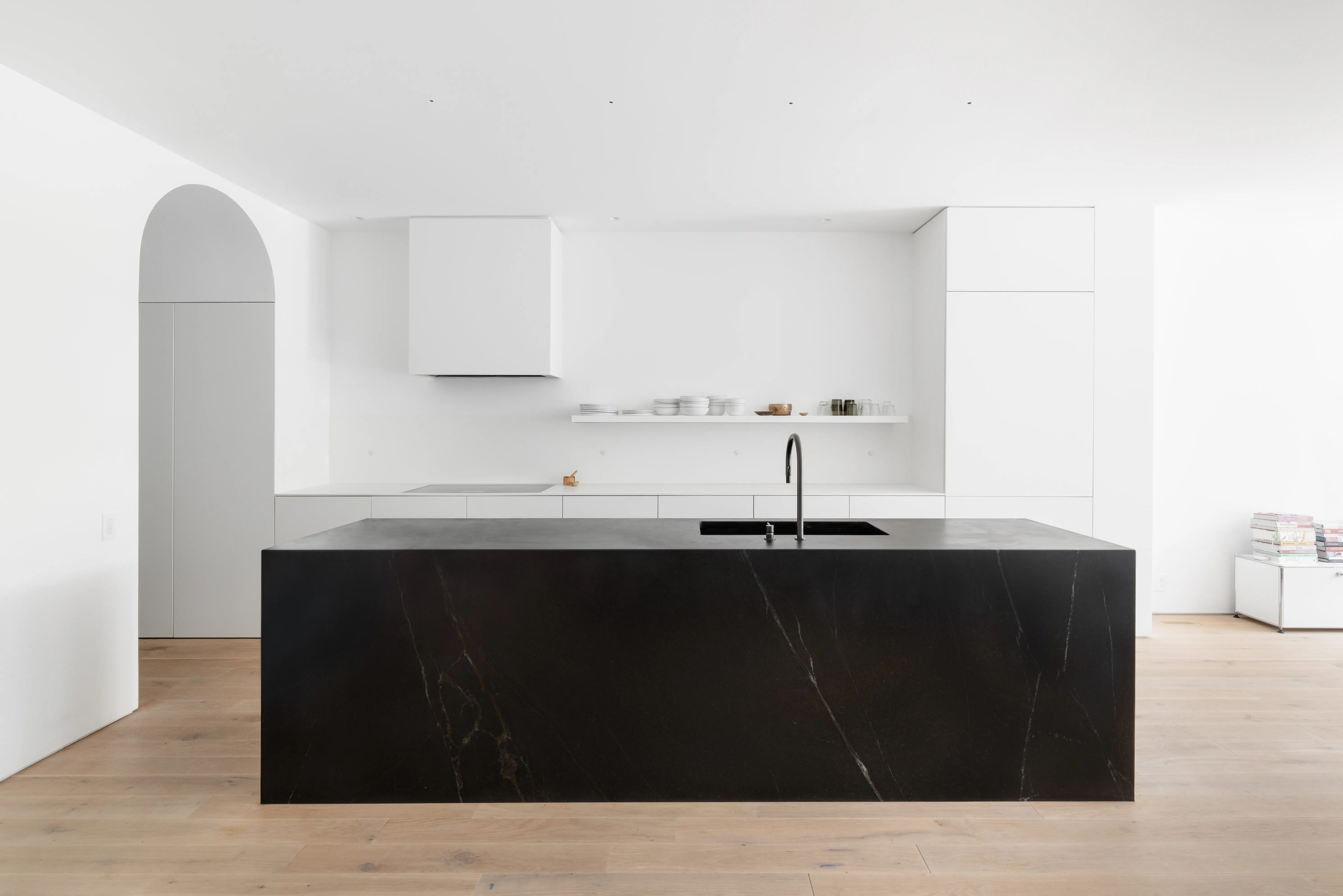 Roxborough House gh3*