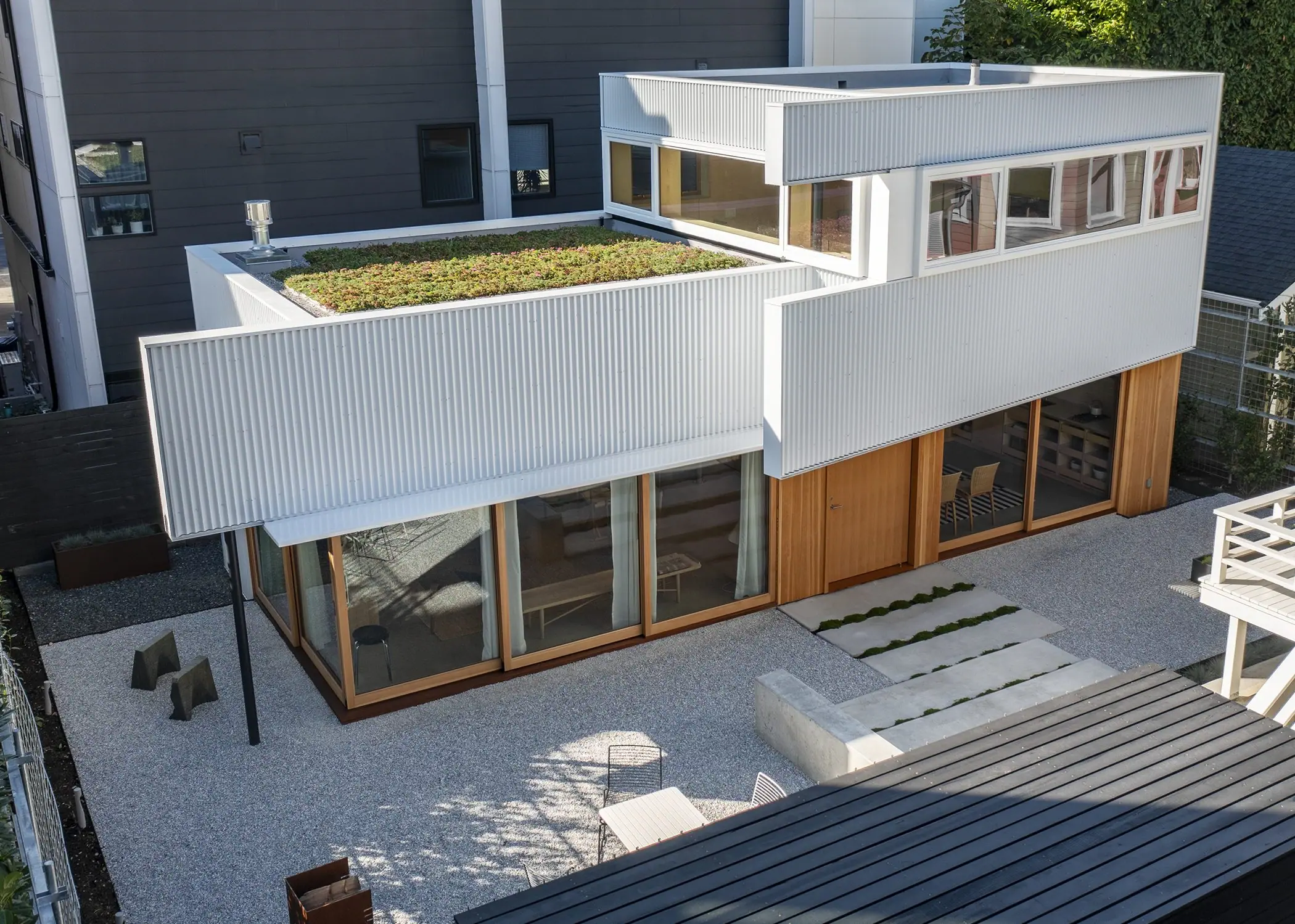 Studio Ea by Anthony Pellecchia Architect