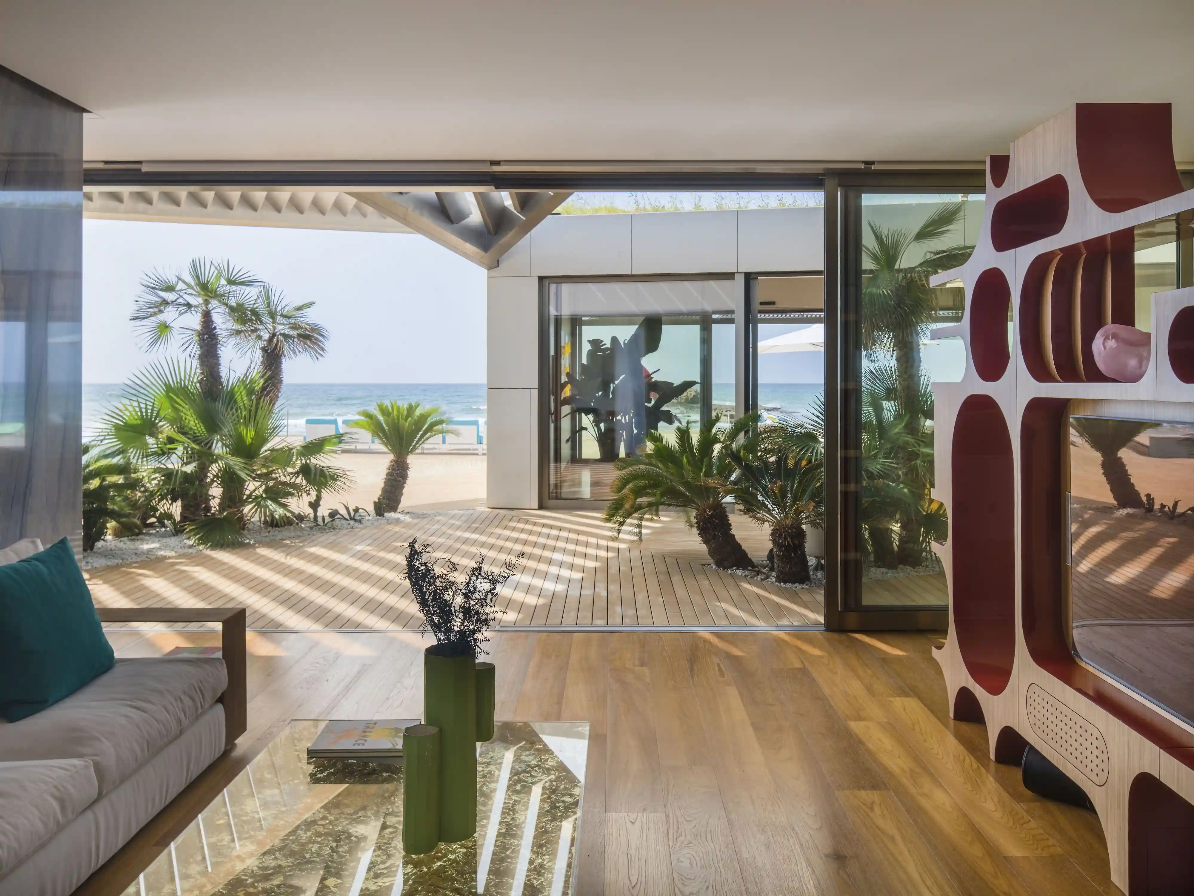Villa Papillon by WORKac