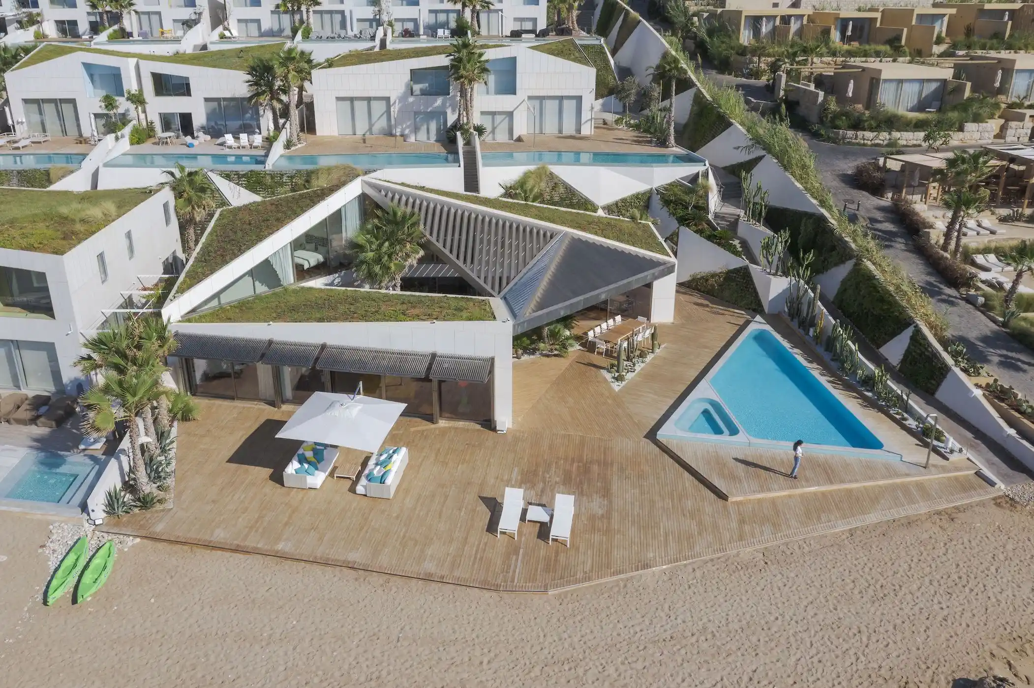 Villa Papillon by WORKac