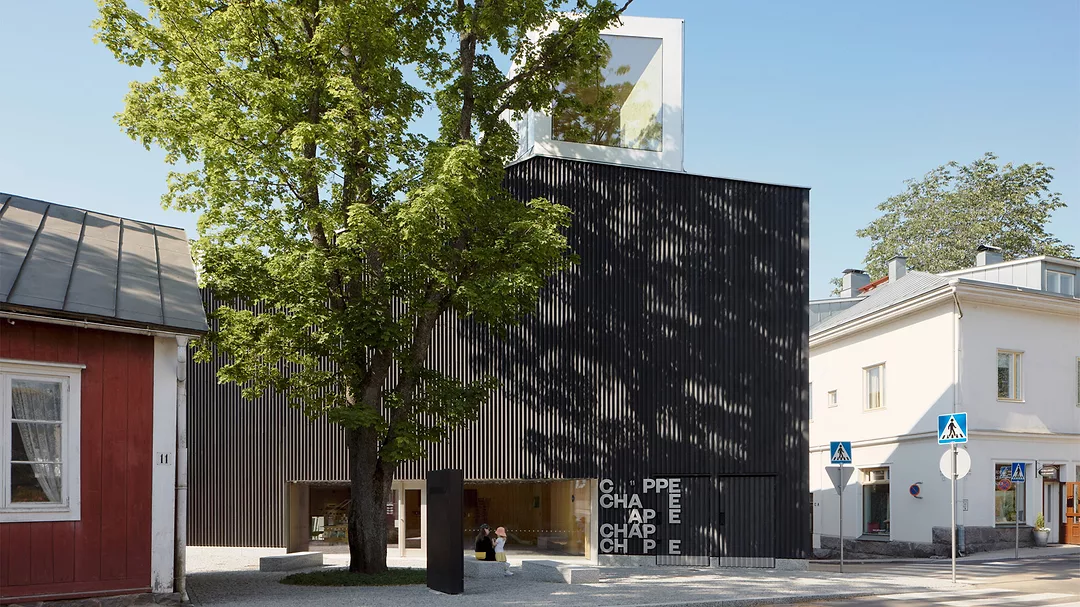 Chappe exterior context