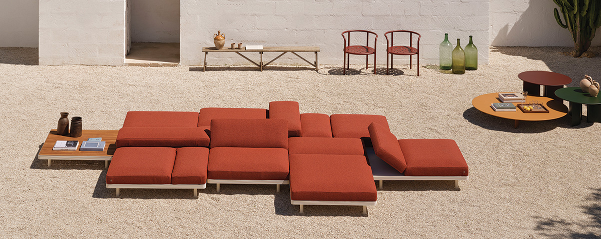 Unduetre modular sofa system by Fast