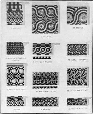Polychrome moldings
