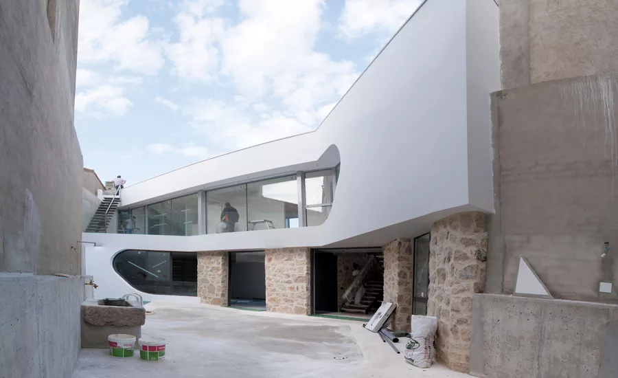 Peraleda House