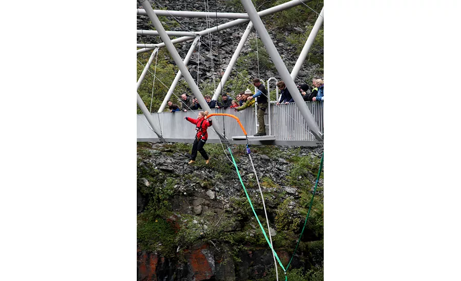 Sabetjohk Pedestrian Bridge