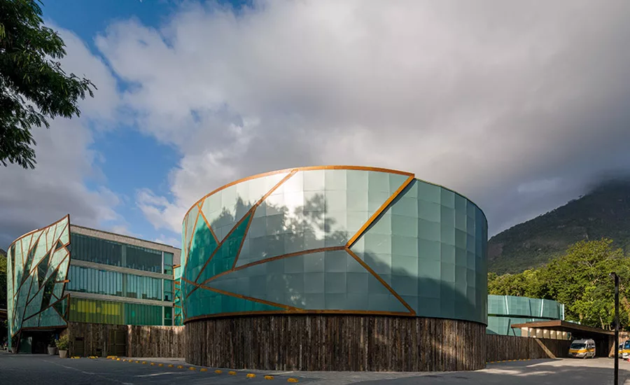 THE MOPI SCHOOL