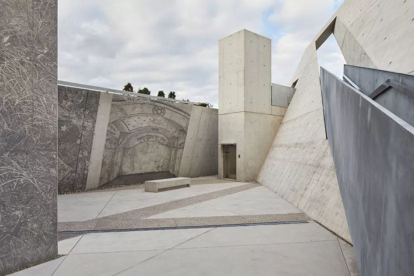 Holocaust Memorial