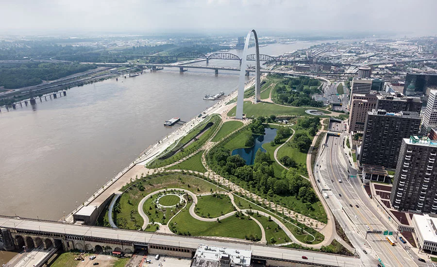 Gateway Arch Grounds and Museum