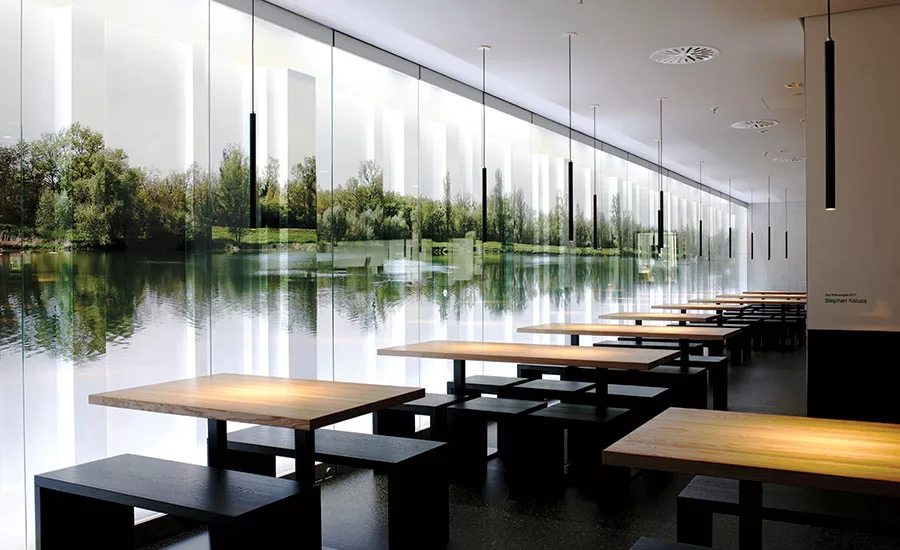 HSBC Canteen by Licht Kunst Licht