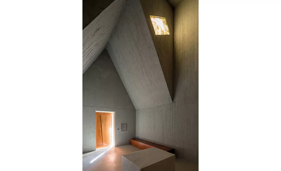 Saya Park Chapel