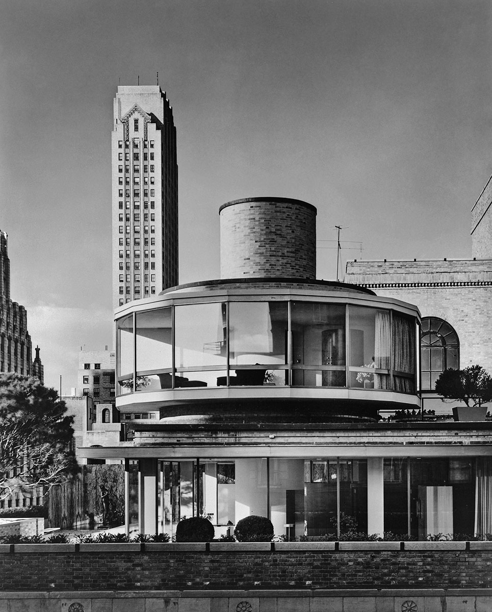 <br><h9>Webb & Knapp Executive Offices, New York: I.M. Pei, 1952.