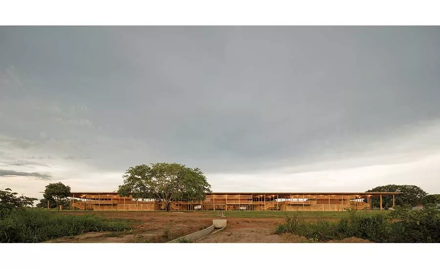 RIBA Honors Brazilian School