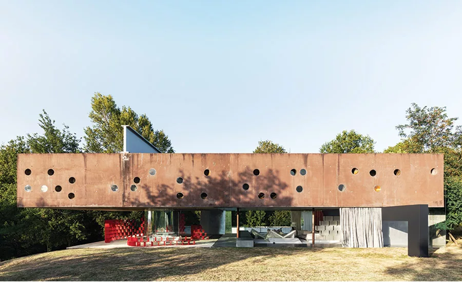 Pierre Paulin Vision to the Bordeaux House