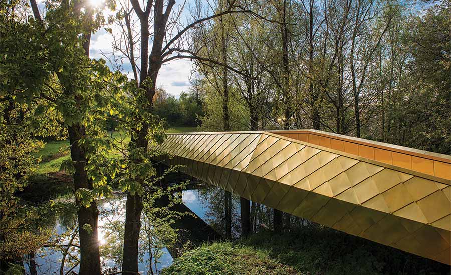 The Weihersteig walkway.