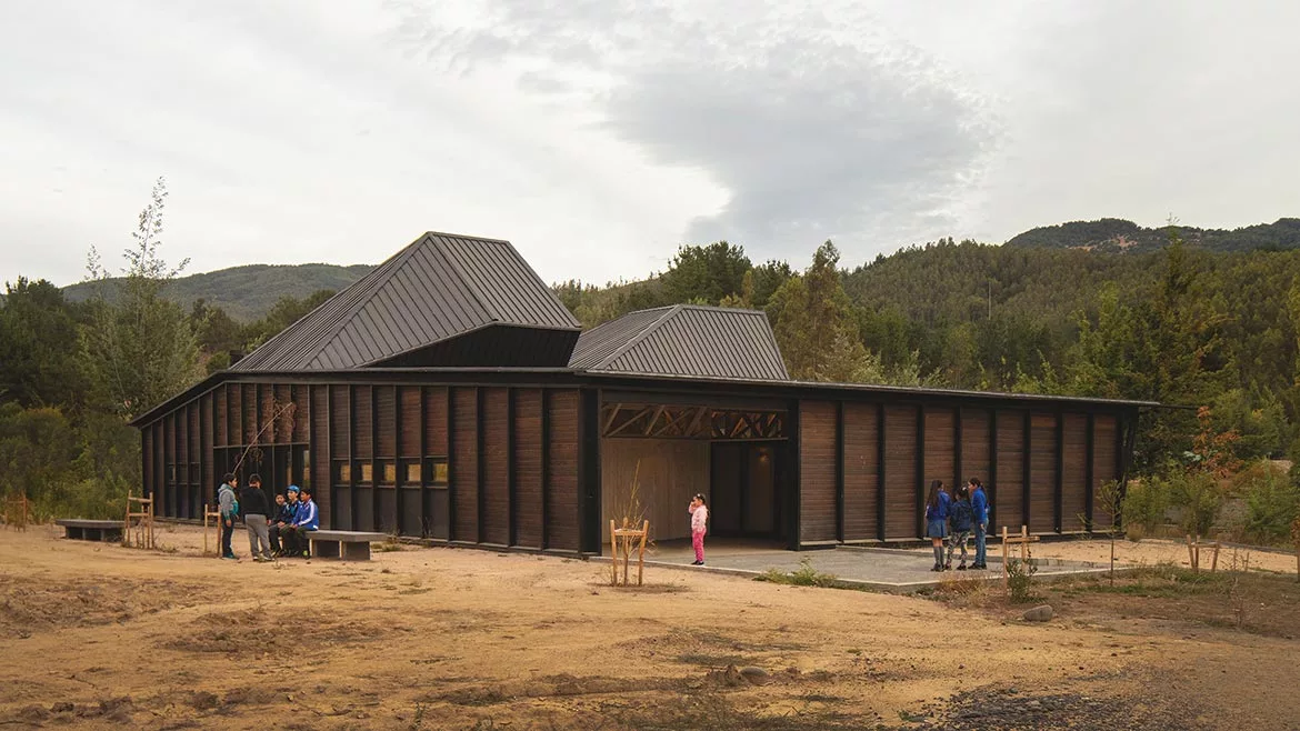 Pivadenco Rural School.