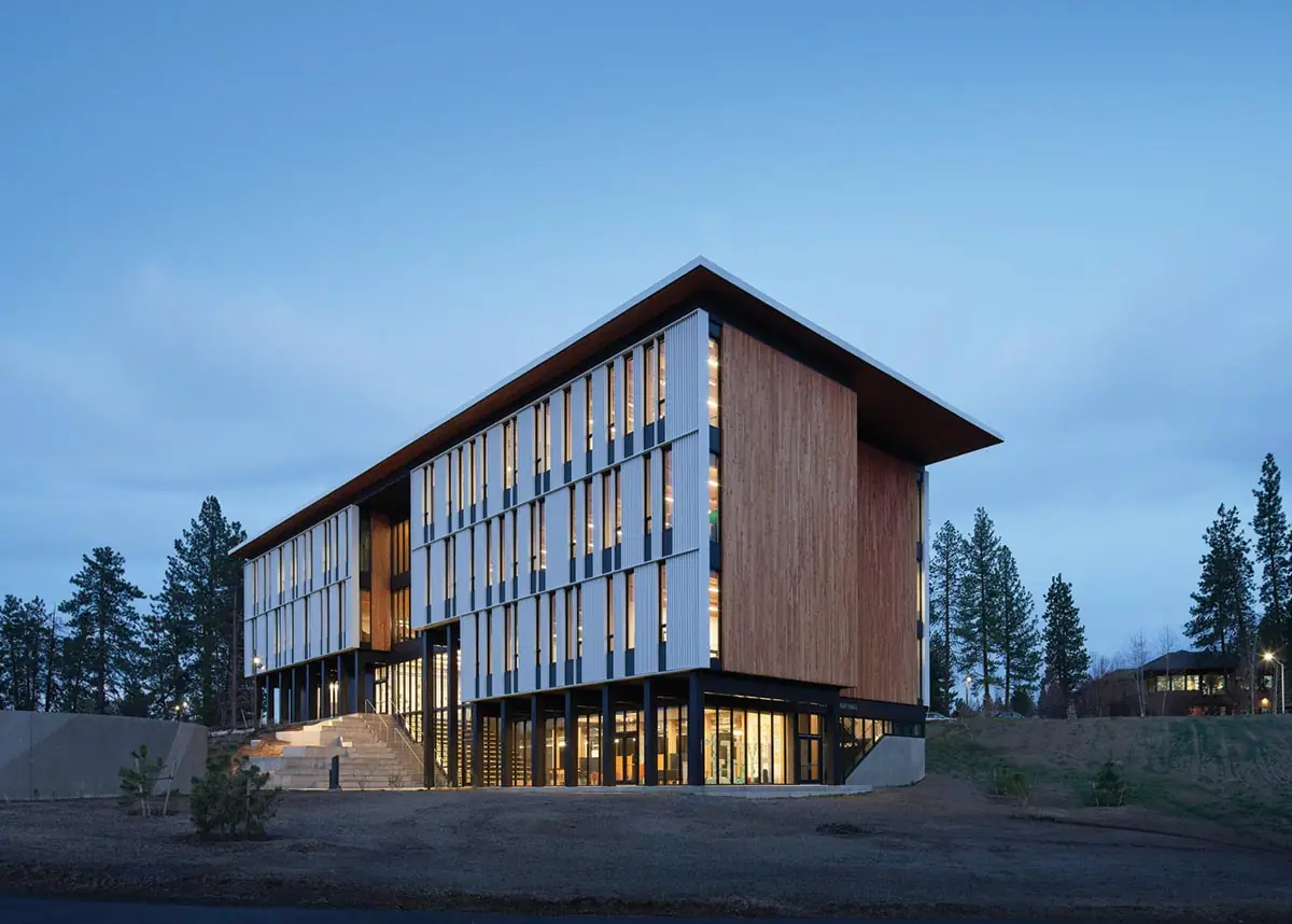 University of Oregon Cascades.