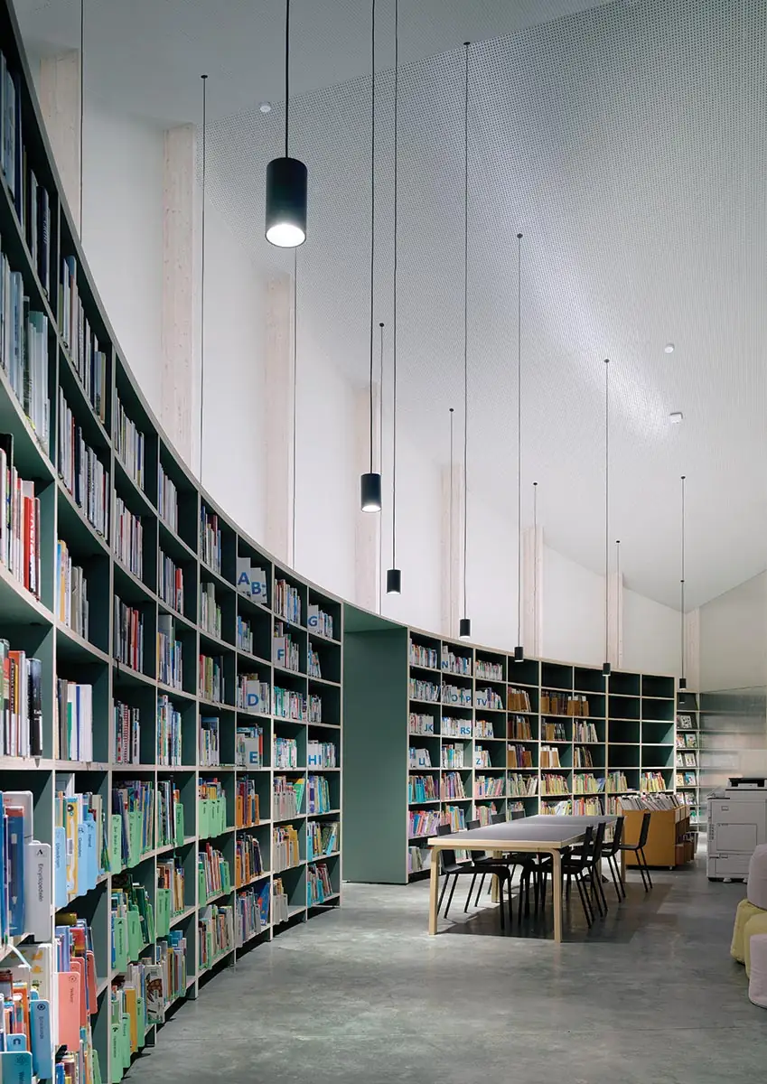 Sint-Martens-Latem Public Library.