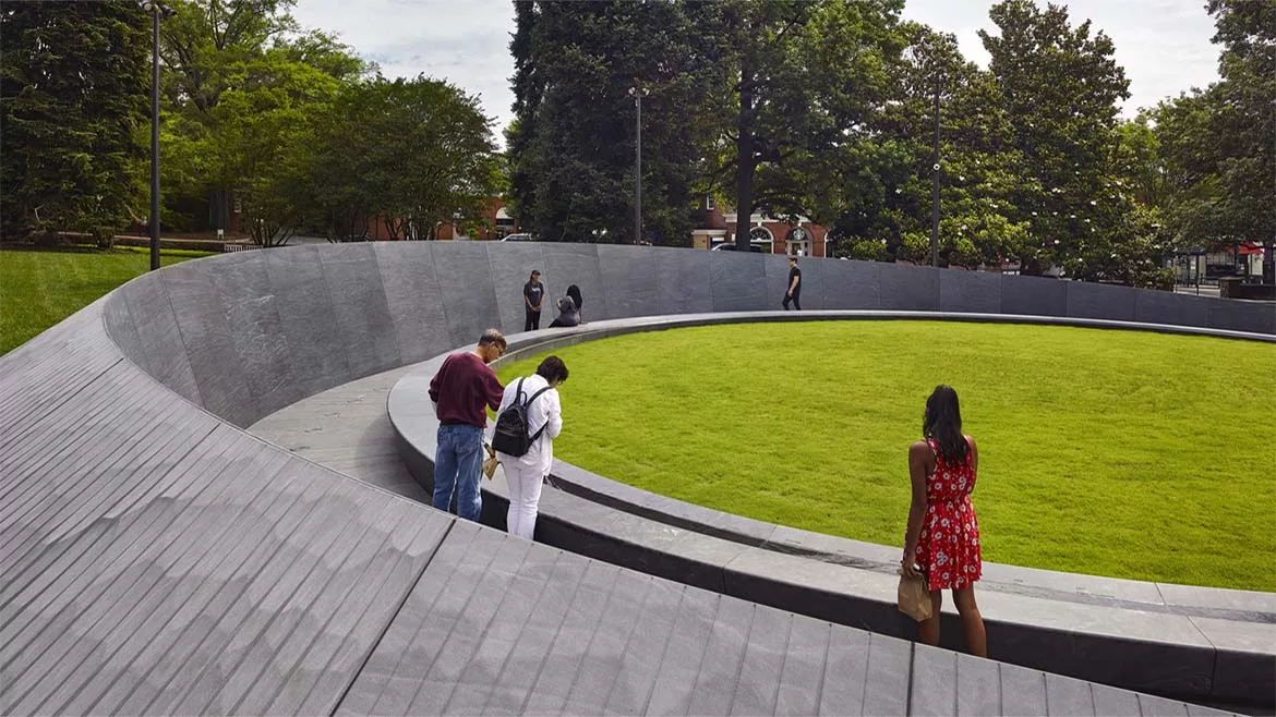 Memorial to Enslaved Laborers