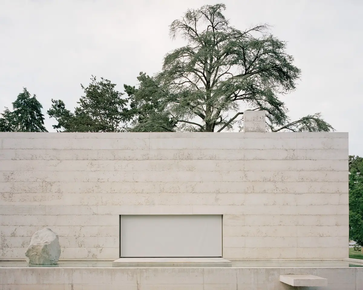 Villa M.