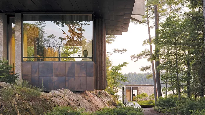 A Family Enlists Hariri Pontarini to Realize a Sprawling Lakeside