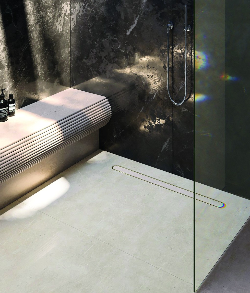 Disco Rectangle Drain
