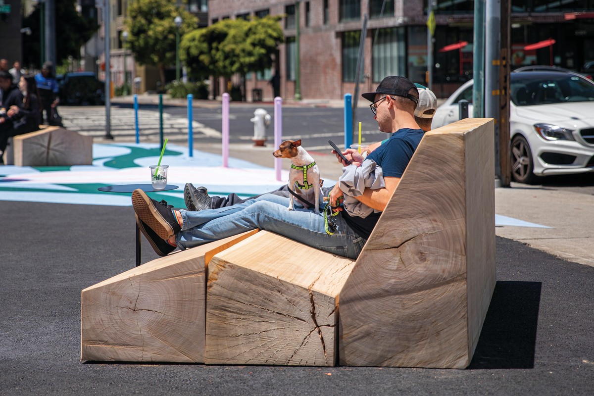 Oakland Plaza