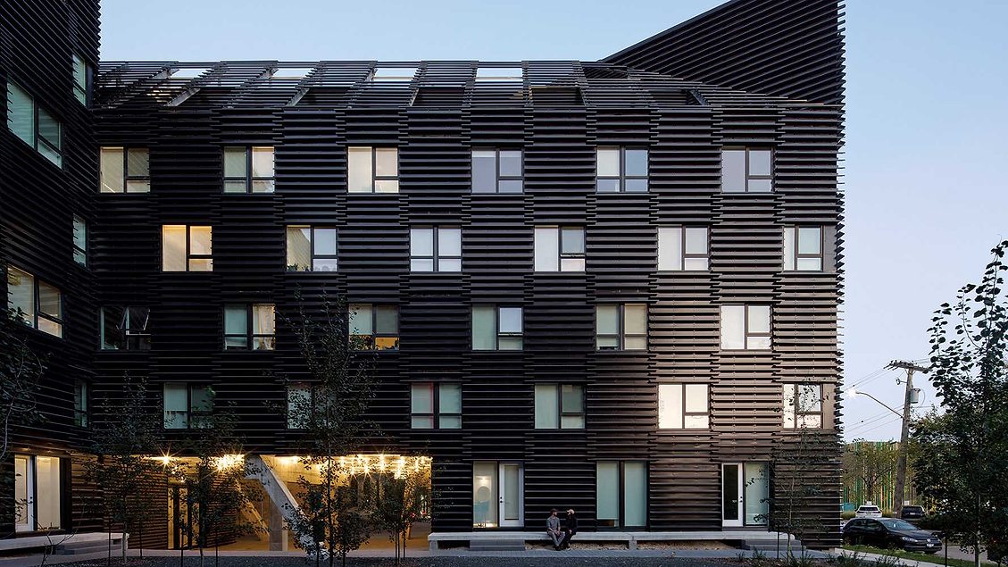 The Bend Wraps an Adapted Winnipeg Warehouse, Adding Apartments and Defining Public Space