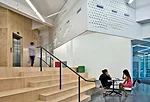 Avenue Building