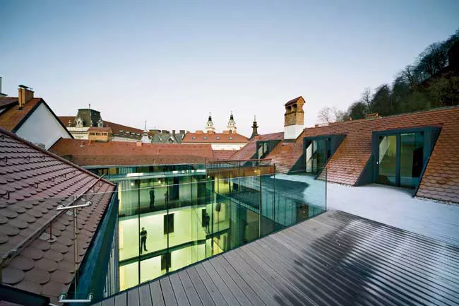 Baroque Court Apartments