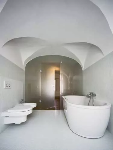 Baroque Court Apartments