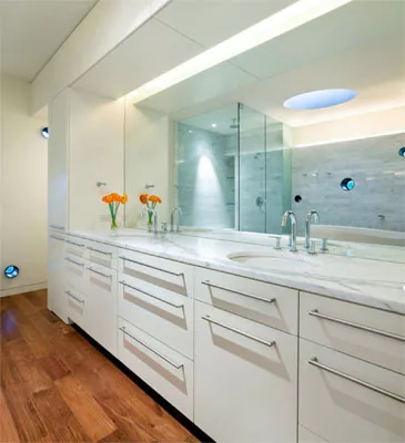 East Windsor Residence