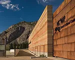 In Canada, A Rammed-Earth Wall for the Ages