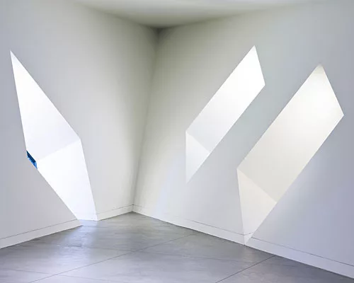 Libeskind Museum Strikes a Balance Between Old and New