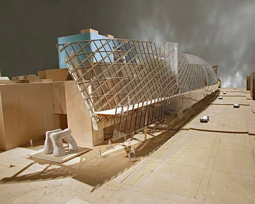 Gehry Designs First Big Project for Toronto