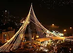 Calatrava's Bridge in Jerusalem Incites Controversy