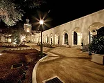 Pasadena City Hall
