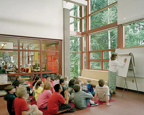Acoustics in School Buildings Moves Toward the Head of the Class