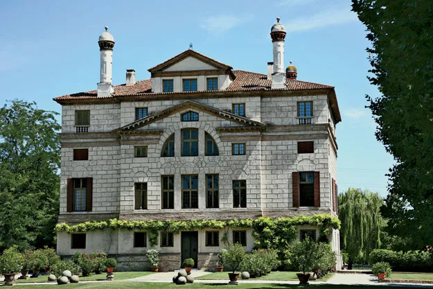 Guess-the-Architect-April-2014-625px.jpg