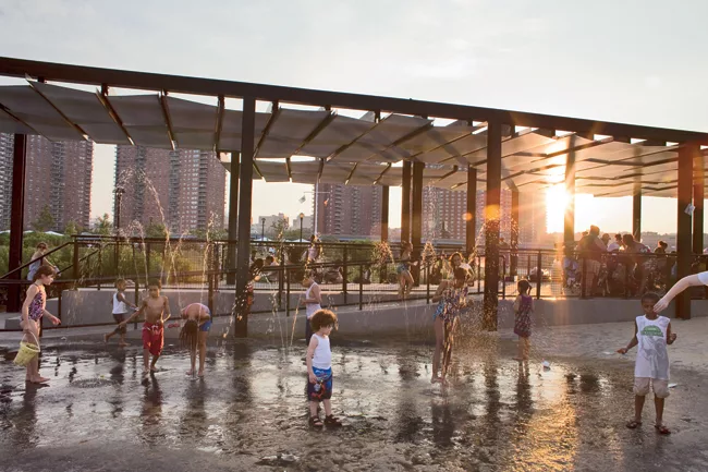 Not far from Heritage Field Park in the Bronx, the site of the original Yankee Stadium, Mill Pond Park has 16 tennis courts, sprinklers, and waterfront trails that make the Harlem River approachable.