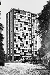 Originally, the 17-story Bois-le-Pêtre was clad in a lively combination of aluminum and glass.