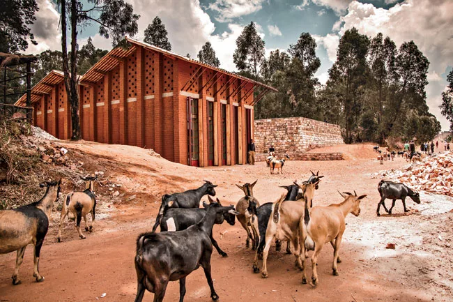 Using soil from the site for compressed-earth blocks, and local stones for mortarless walls helps anchor the 1,500-square-foot building to its physical and cultural context.