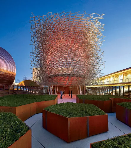 Size isn’t everything. The UK learned that at the 2010 Shanghai Exposition with its <a href='http://archrecord.construction.com/ar_china/2010/shanghai_world_expo/pavilions-2.asp' target='_blank'