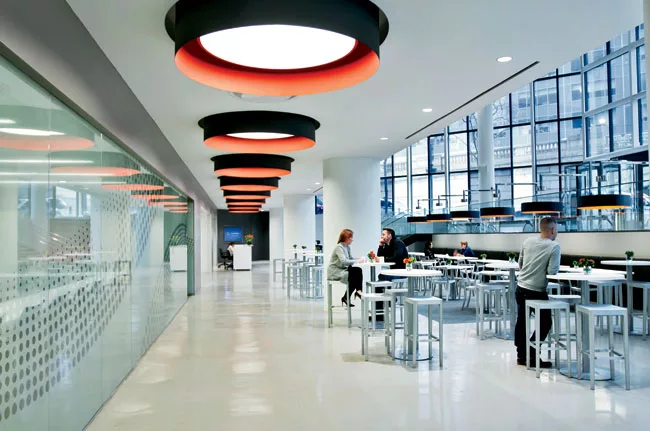 To support Convene’s emphasis on an environment that fosters collaboration, Gensler created a stylish contemporary facility with broad appeal. Key components include a spacious lounge for dining