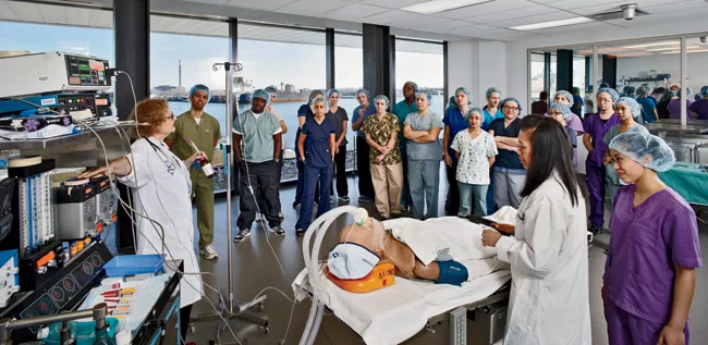 The college trains students in nursing and other health-care professions, with a focus on team-based, patient-centered delivery, as per the recommendations of Canada's Romanow Commission.