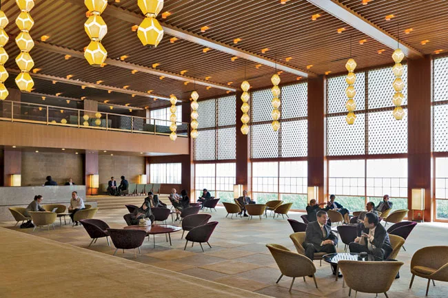 Light fixtures reminiscent of paper lanterns in the main lobby blends modern and traditional themes.