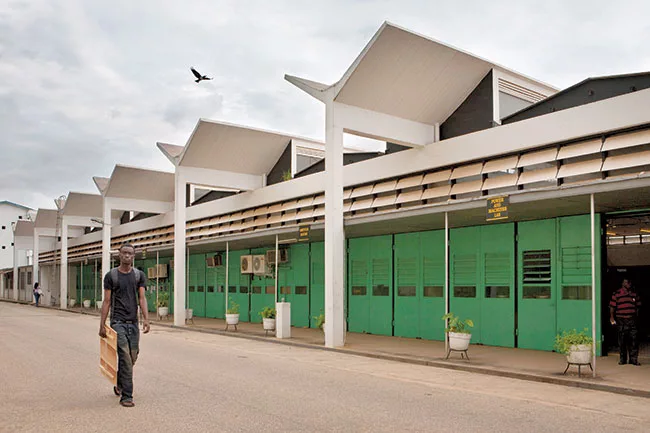 African Modernism: The Architecture of Independence