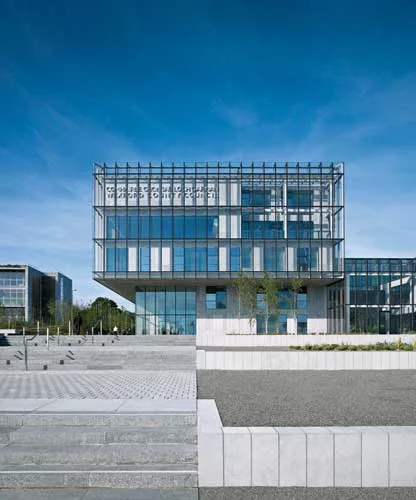 This 125,000-square-foot project in Ireland (completed in 2011 by Robin Lee Architecture) brings together offices for all of the county's departments and services. Set on the outskirts of town, the bu