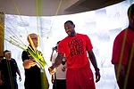 ESKYIU served as the curator of Nike's Festival of Sport in Shanghai in 2012 and designed an interactive installation for the company's Flyknit line of footwear. Sports celebrities such as basketball 